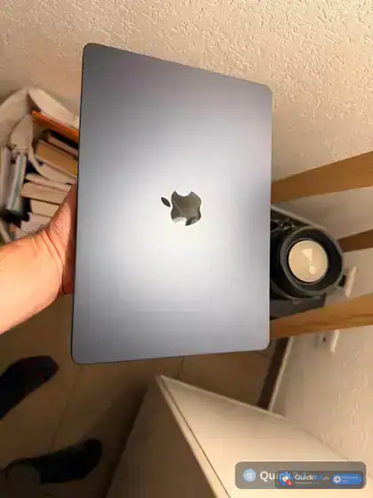 Apple MacBook Air M2 – 2022 — Photo 1