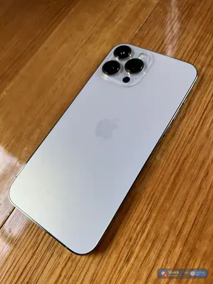 Apple iPhone 13 Pro Max - 256 Go - Or débloqué — Photo 2