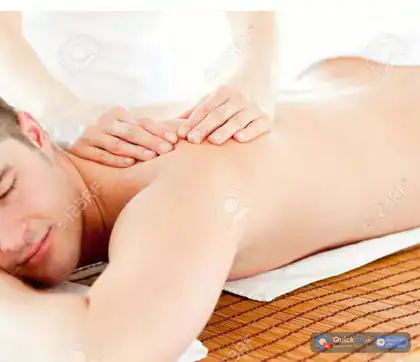 Massage type Tantra pour un bien-être et une détente profonde. — Photo 3