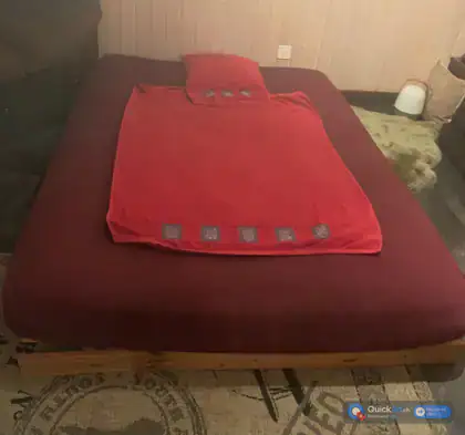 Massage type Tantra pour un bien-être et une détente profonde. — Photo 1