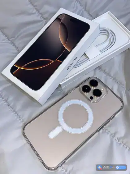 iPhone 16 Pro Max couleur Titane Désert — Photo 3